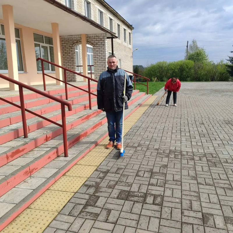 НАШИ БУДНИ